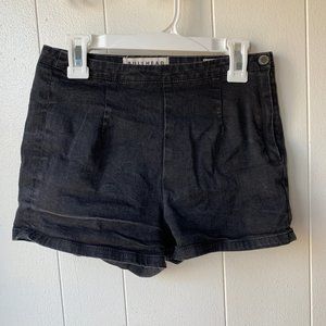 Bullhead black booty shorts